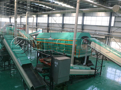Automatic municipal solid waste processing plant