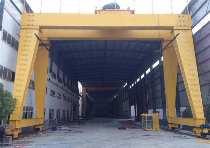 Gantry crane 60 tons for sale